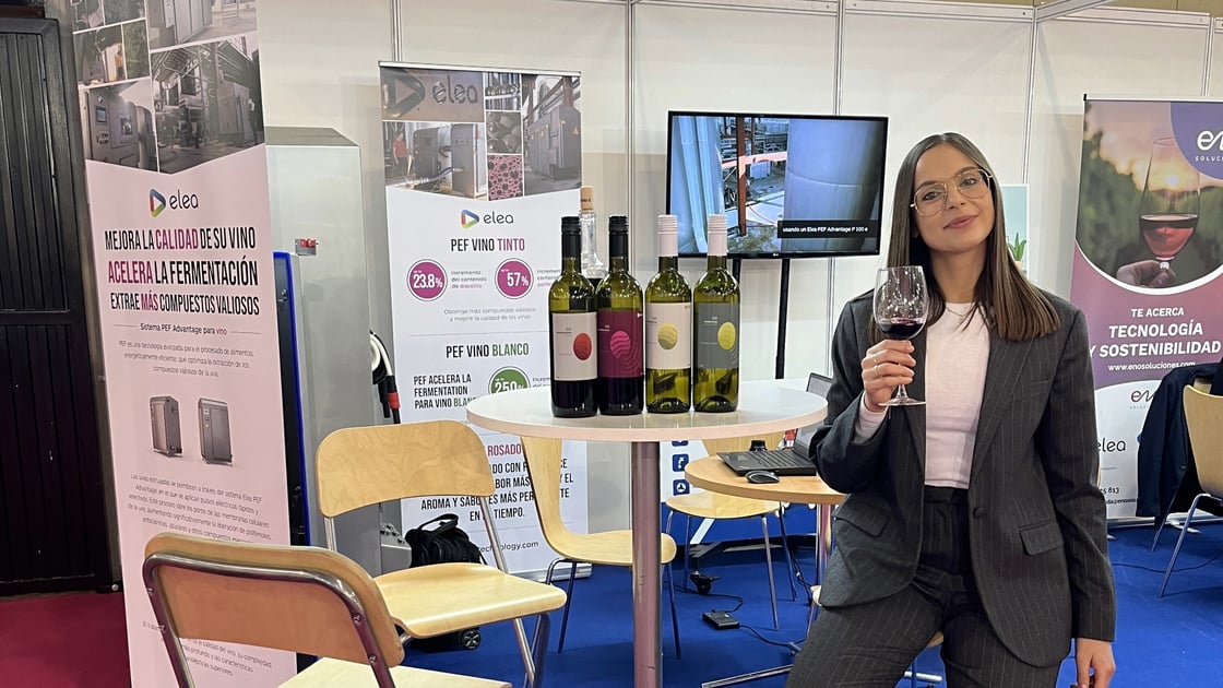 Sveva with Wine_cropped-1